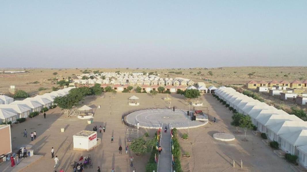 Golden Sandstone Hotel desert safari camp Jaisalmer Eksteriør billede