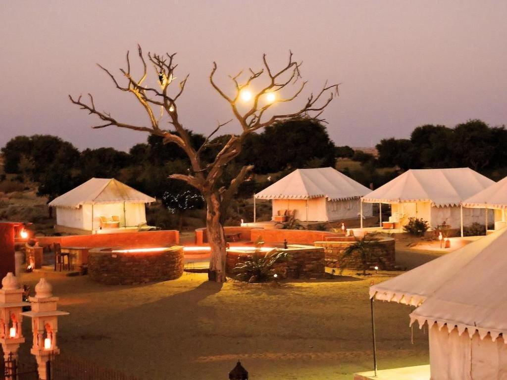 Golden Sandstone Hotel desert safari camp Jaisalmer Eksteriør billede