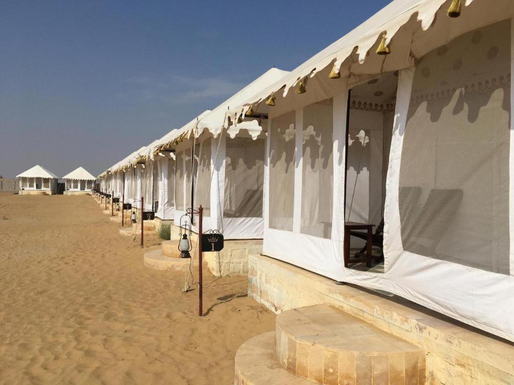 Golden Sandstone Hotel desert safari camp Jaisalmer Eksteriør billede