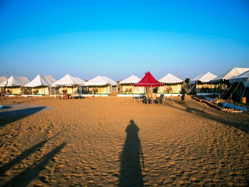 Golden Sandstone Hotel desert safari camp Jaisalmer Eksteriør billede