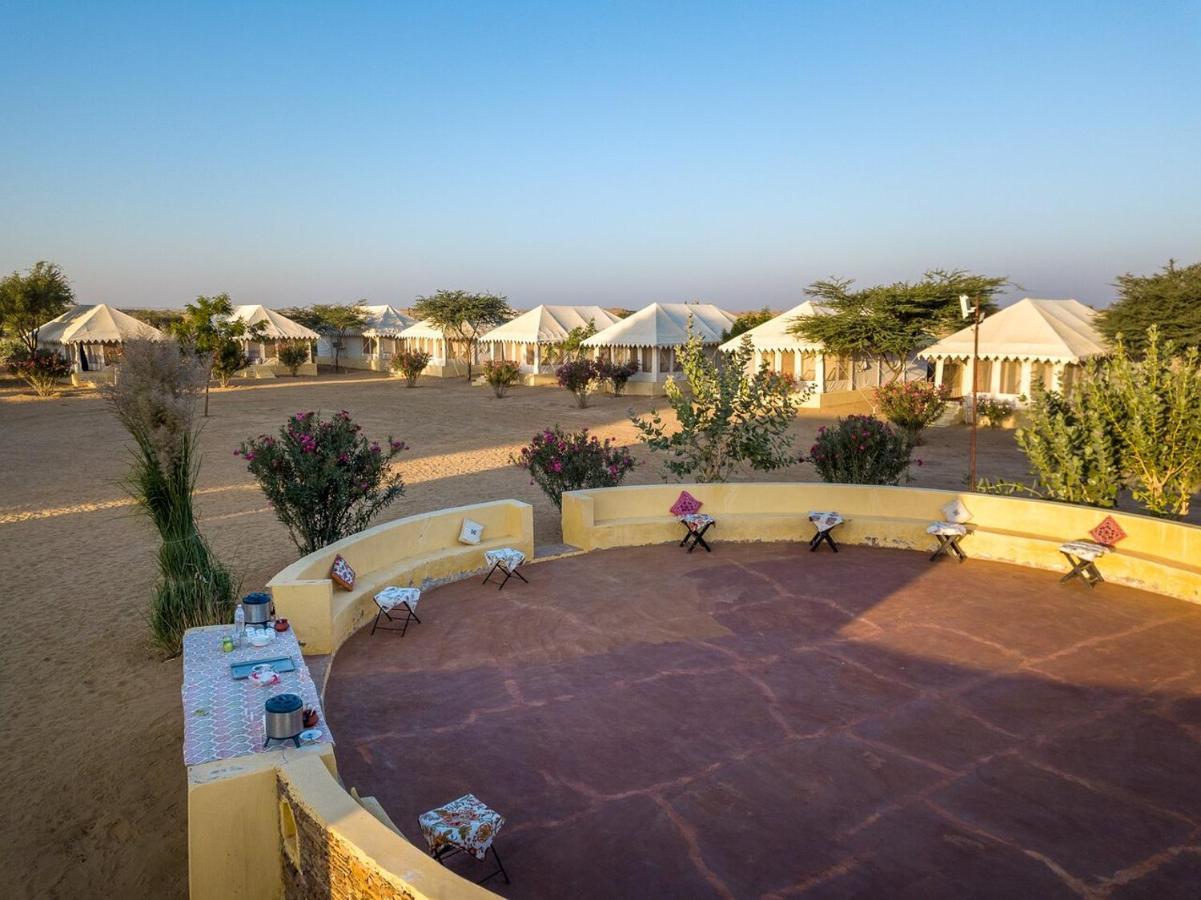 Golden Sandstone Hotel desert safari camp Jaisalmer Eksteriør billede